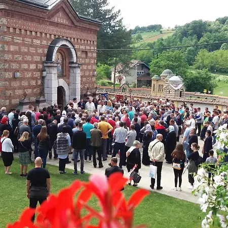 Etno Selo Lelic فندق مبيت وإفطار