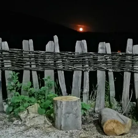 Etno Selo Lelic 3* فاليفو